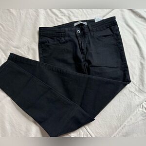 Levi’s black jeans - women’s denim.
